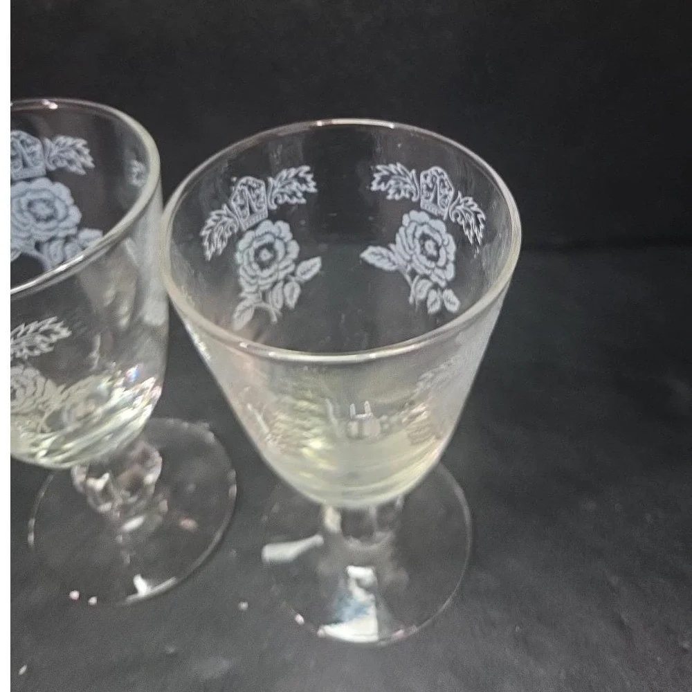 Libbey White Rose Cordials,‎ Set of 2, Etched Crown Sherry Glasses, Vtg Stemware